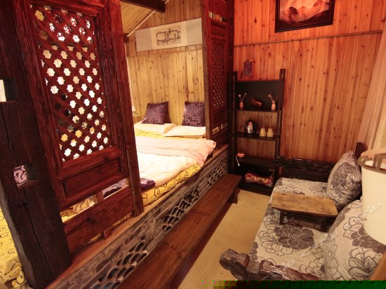 高粱蜜月大床房