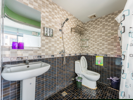 阳台海景圆床房