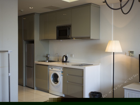 豪华双人大床房