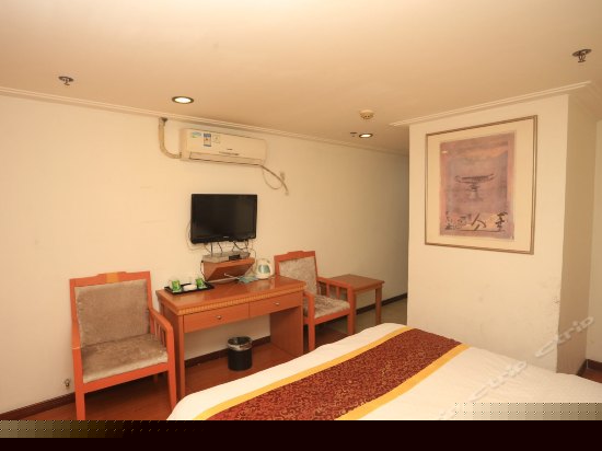 豪华大床房(中宾)