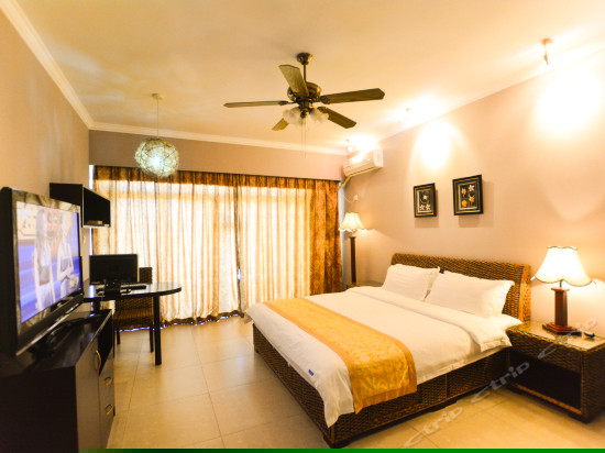 高级海景电脑大床房