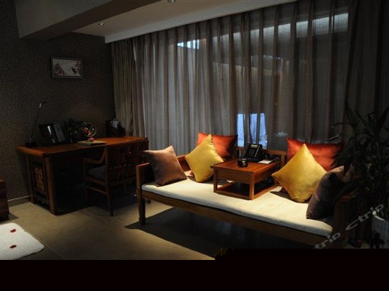 豪华特色泡池房