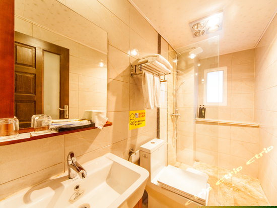 地中海大床房201