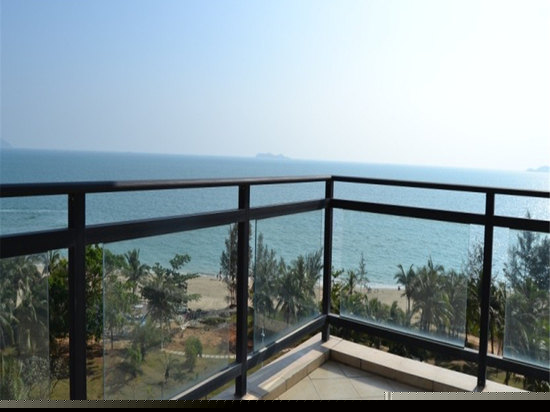 无敌海景豪华蜜月套一房一厅