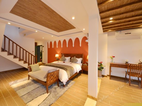 三楼豪华复式海景套房