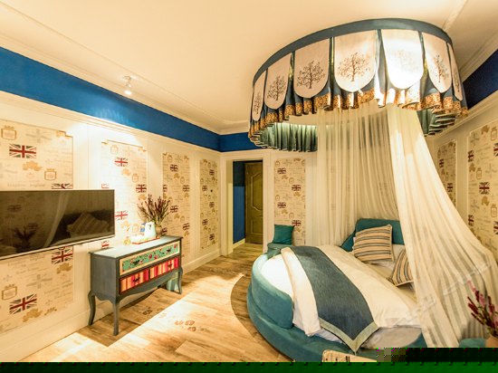 英伦情调海景蜜月房