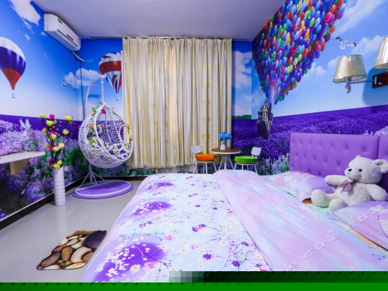 薰衣草主题大床房