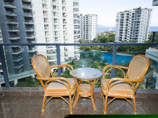 浪漫假日园景两居室