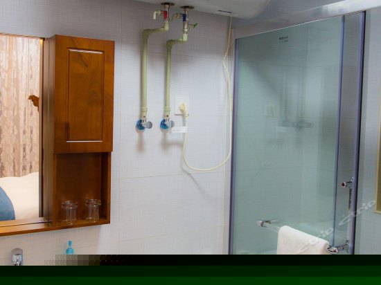 卷耳惬意双人床