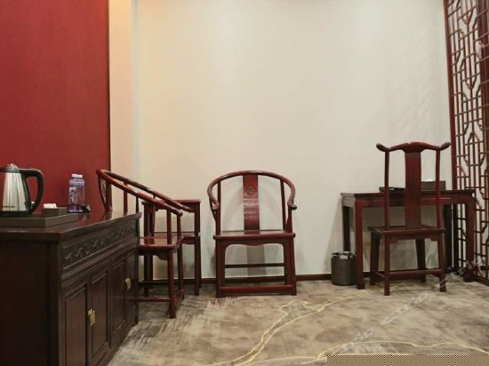 豪华套房子母房