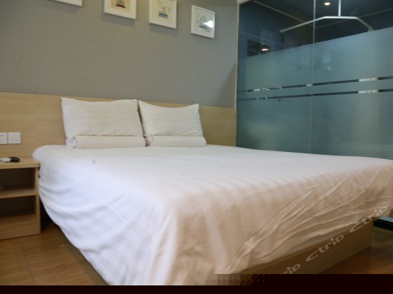 零压高级大床房