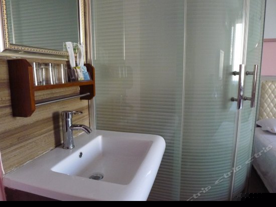 限量特价大床房