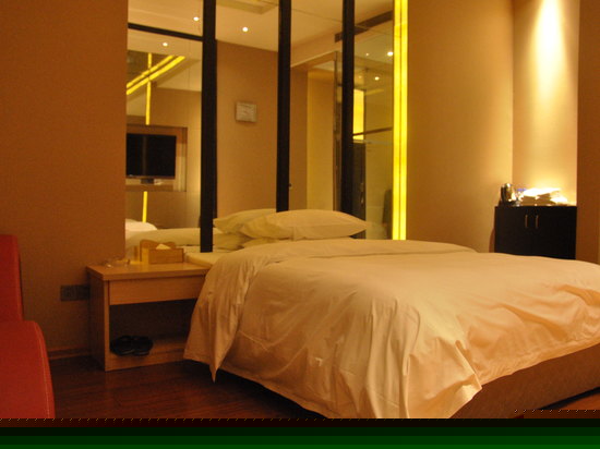 副楼怡家情侣房单间（无窗）