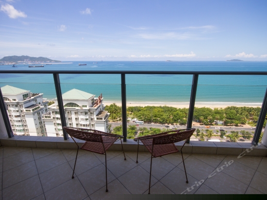 正面海景三房两厅