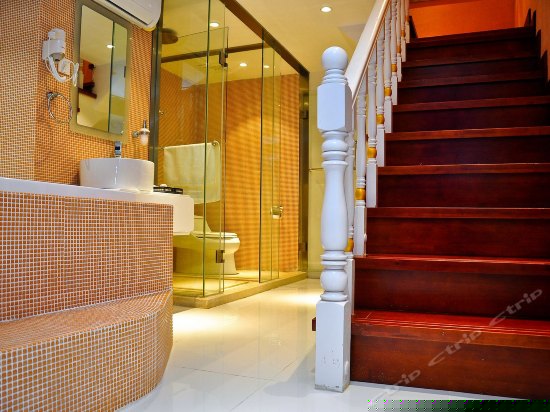 M33豪华复式公主主题房(无窗)