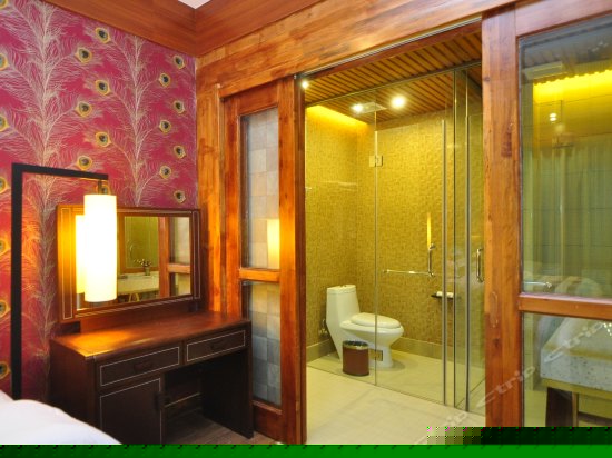 庭院江畔舒适双床间