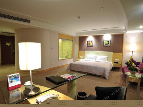 豪华大床房(喜悦楼)