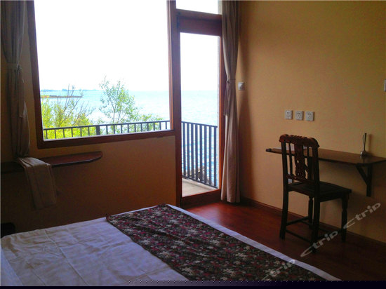 马缨-海景大床房