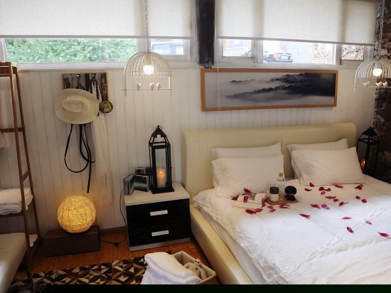 雪山骑士主题房