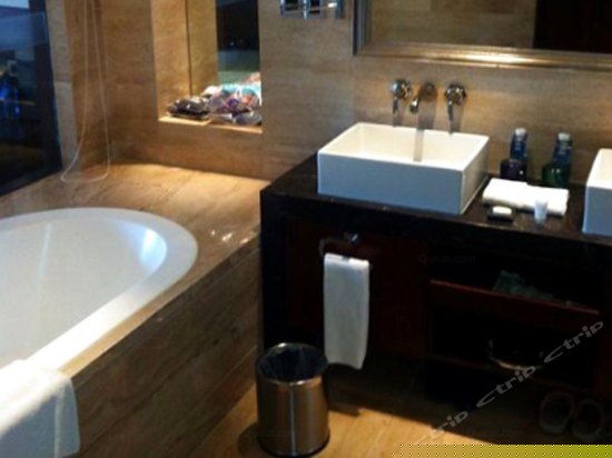 行政海景丽景房