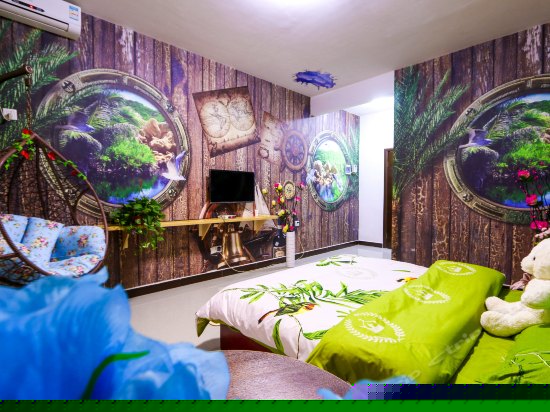 海盗船主题大床房