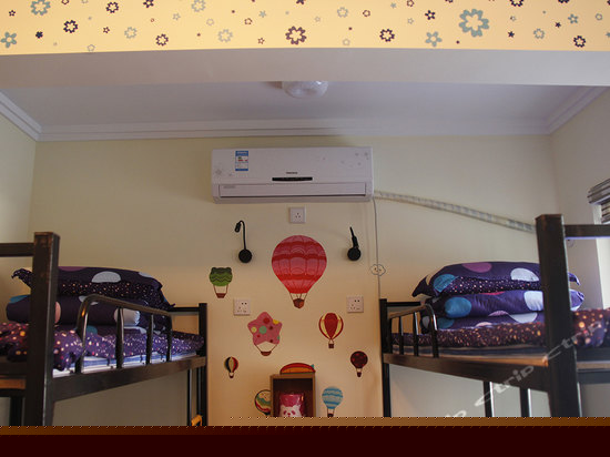 女生六人间（床位房）