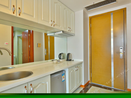 悦珆市景家庭房