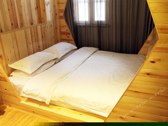 迷你摩登主题房