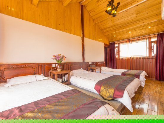 豪华榻榻米三人间