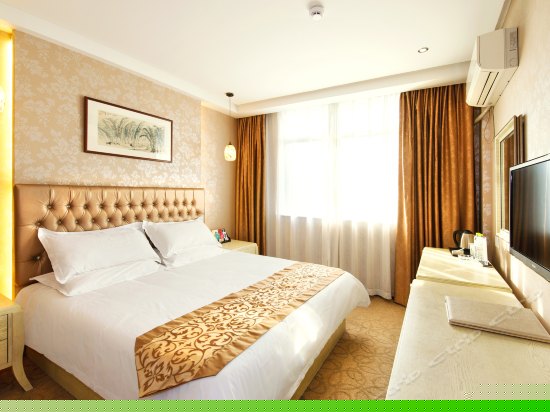 精品主题大床房