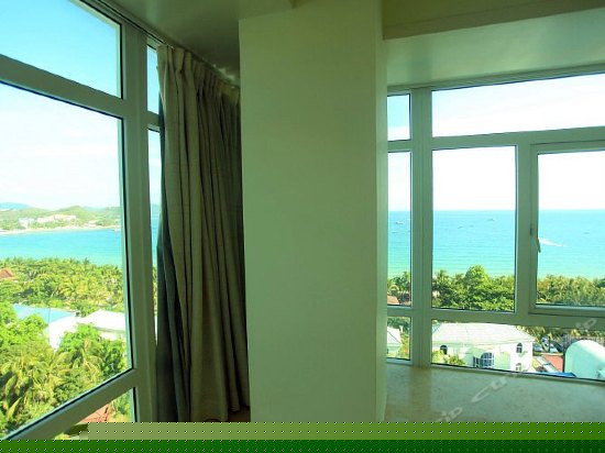 无敌海景三房二厅