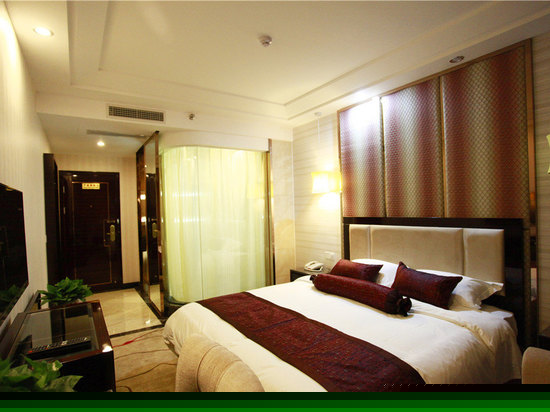 豪华大床房