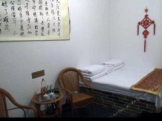 土炕特色标准间