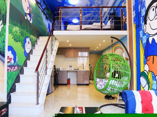 哆啦 a 梦Loft双床间