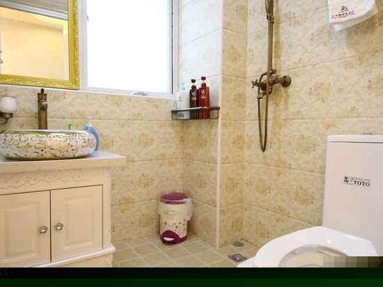 豪华宫廷家庭房