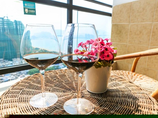 金凤凰海景浪漫圆床房