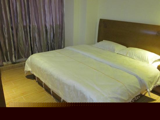 豪华大床房（无窗）