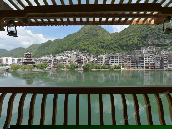 B栋童年秘密双床房C