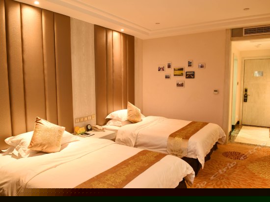 名仕街景双床房