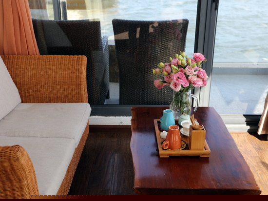 270度一线海景海上超豪华大床房