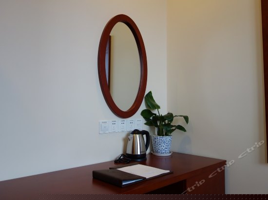 1.5米豪华大床房