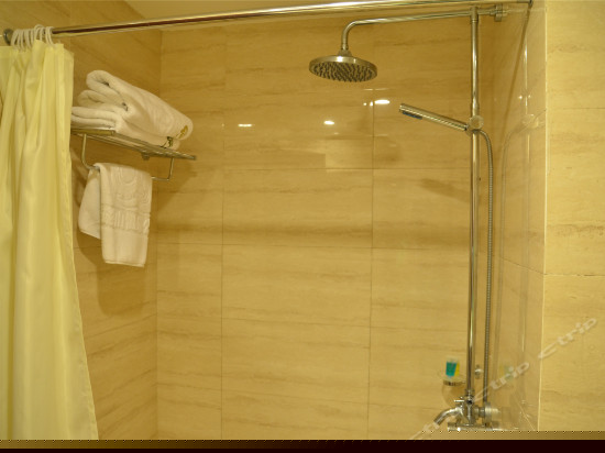 经济大床房（无窗）