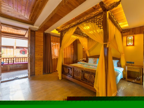 雪山景观阳台龙凤床