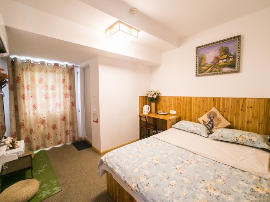 须臾日式榻榻米大床房