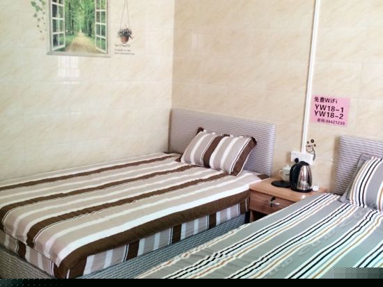 标准双床房