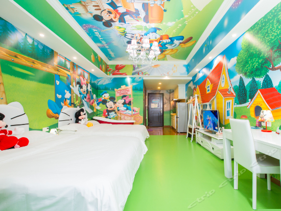 米奇亲子双床房