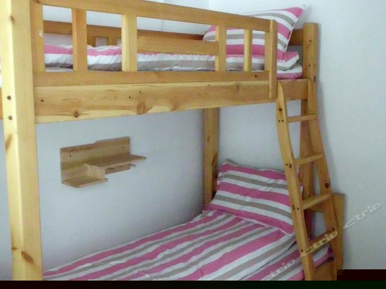 女生二人间床位（公卫）