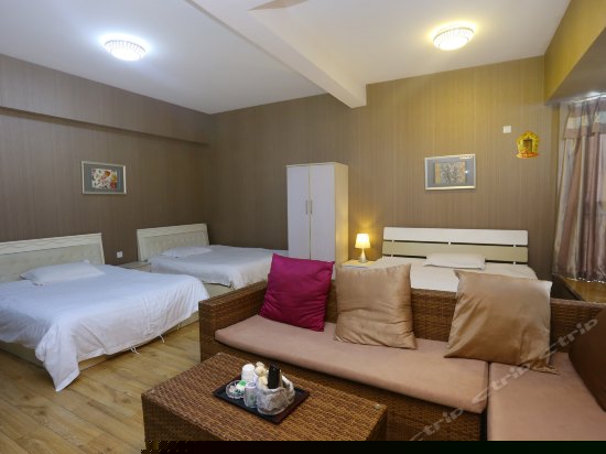 精品三人大床房