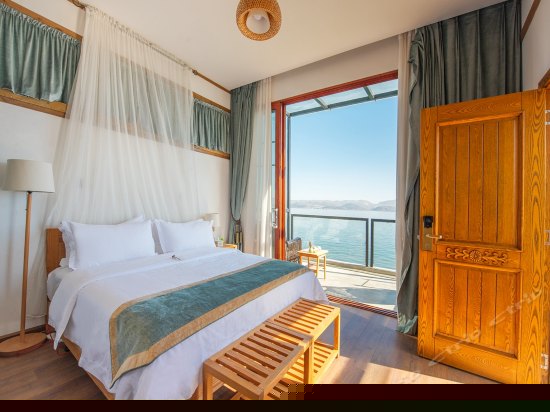 270度豪华海景花园大床房