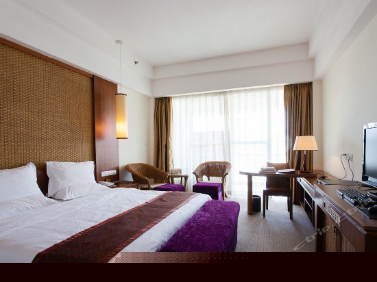 豪华园景大床房